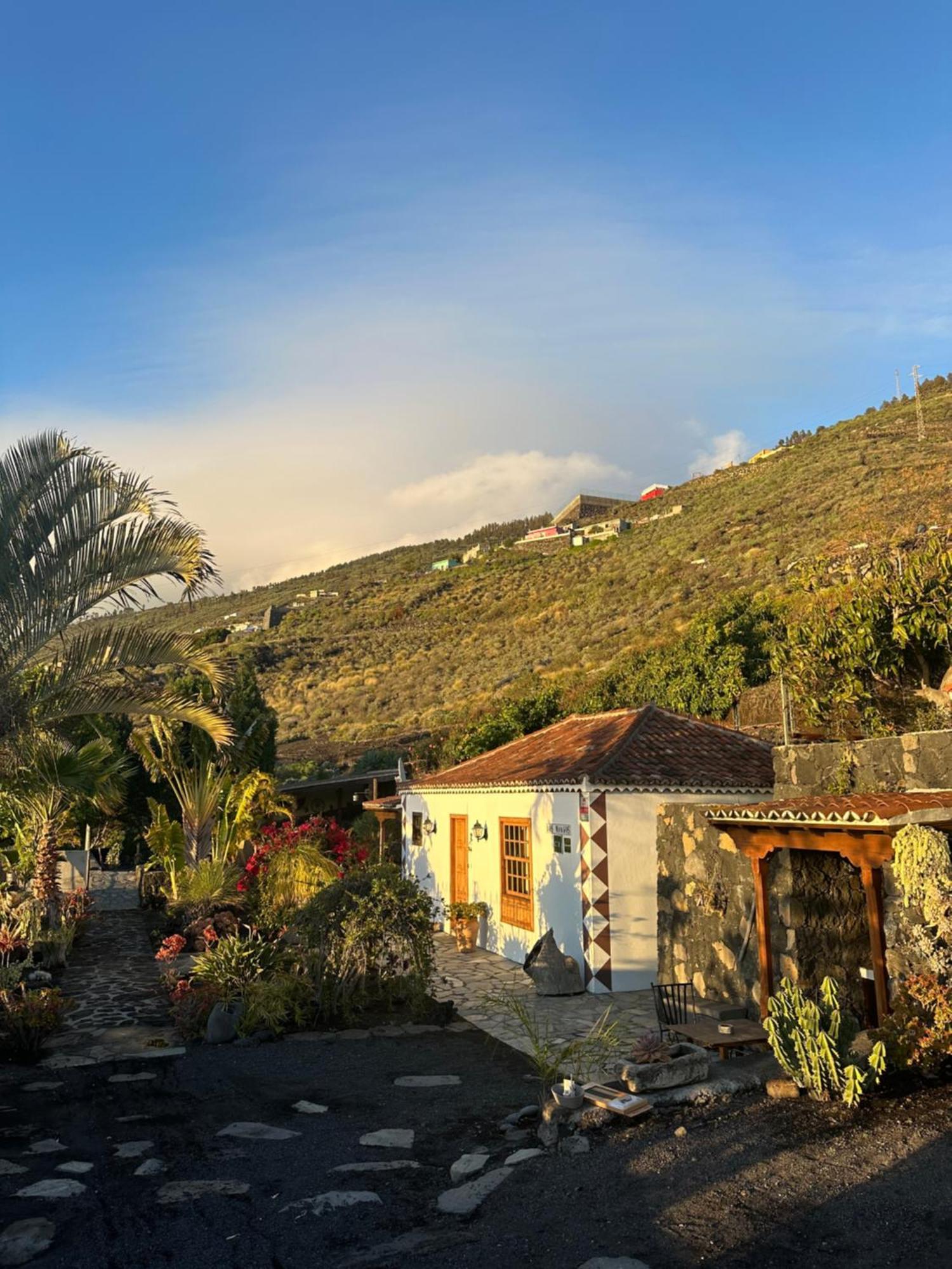 Casa Rural Los Mangos Фуэнкальенте-де-ла-Пальма Экстерьер фото